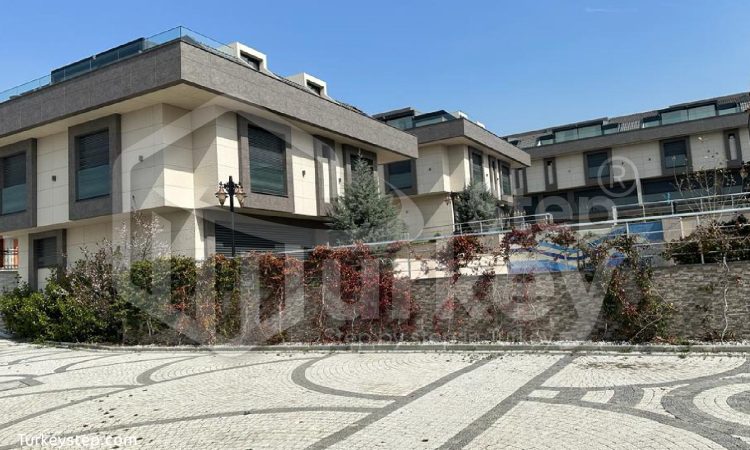 مشروع قصور الإمبراطور EMPEROR VILLAS فلل للبيع في بيليك دوزو – N-425